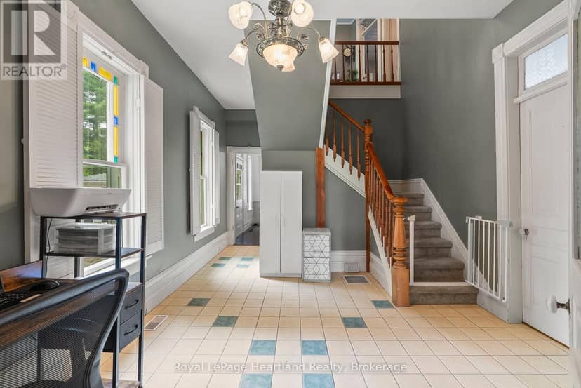 1047 Gibson Street — photo 20 of 40