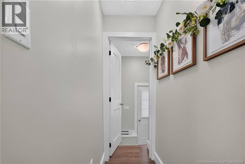 1042 Elmwood Drive — photo 30 of 40