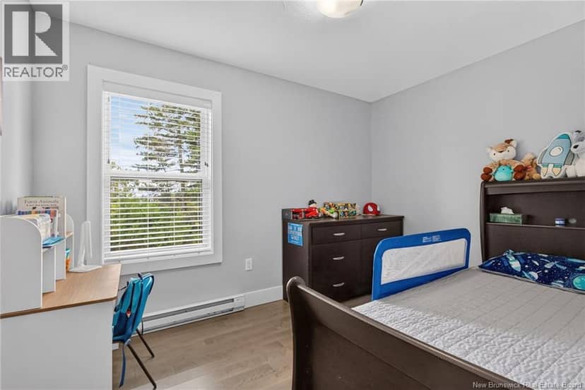 1042 Elmwood Drive — photo 35 of 40