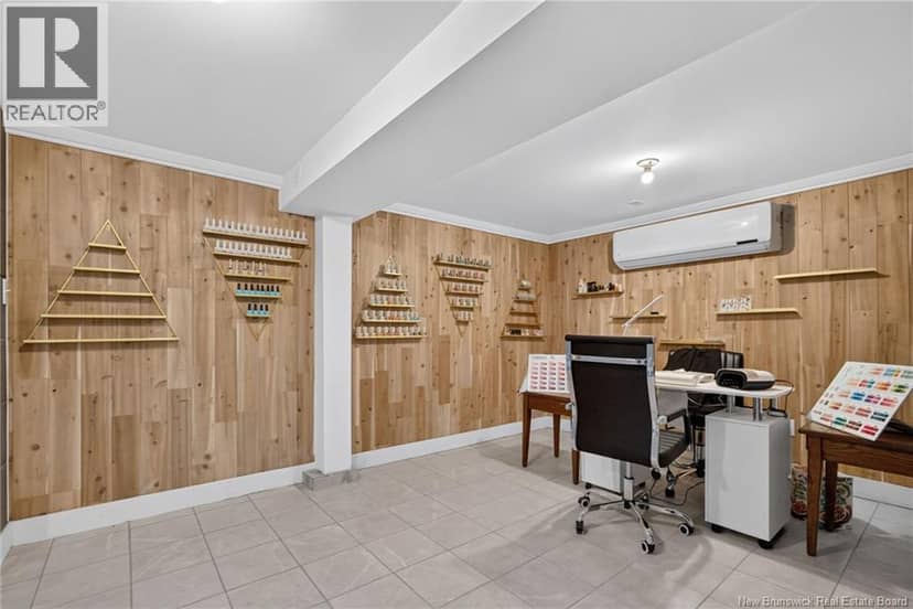 1042 Elmwood Drive — photo 39 of 40