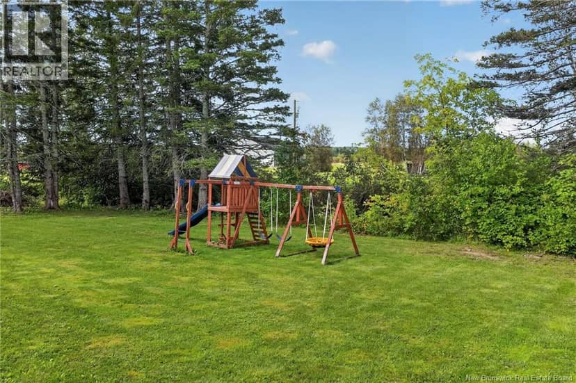1042 Elmwood Drive — photo 6 of 40