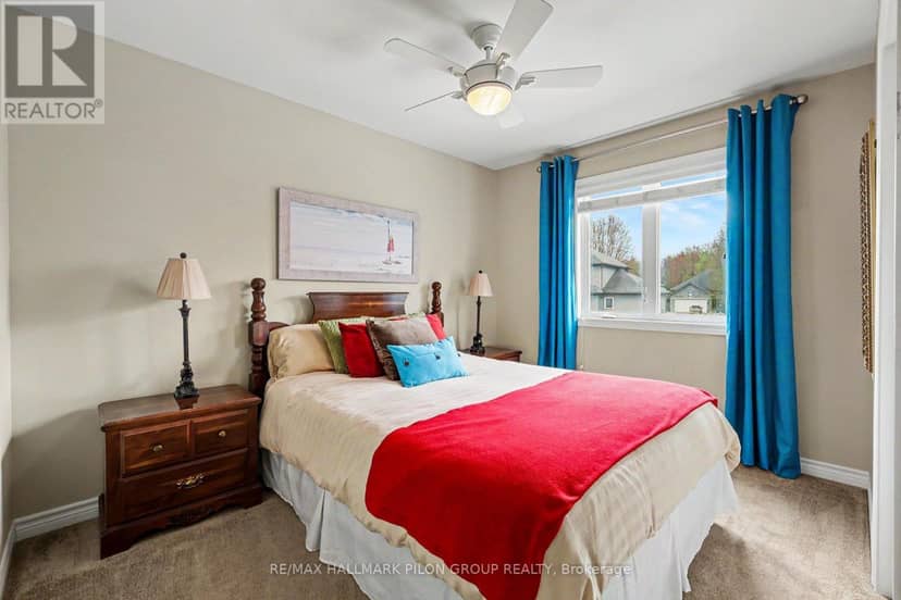 26 Honore Crescent — photo 16 of 26