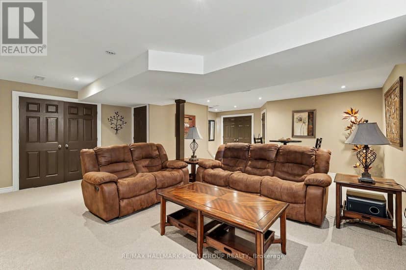 26 Honore Crescent — photo 19 of 26