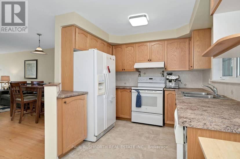 176 - 70 Edenvale Drive — photo 11 of 29