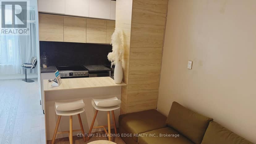 1821 - 650 Queens Quay W, Toronto, photo 2