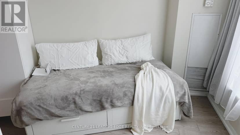 1821 - 650 Queens Quay W, Toronto, photo 6