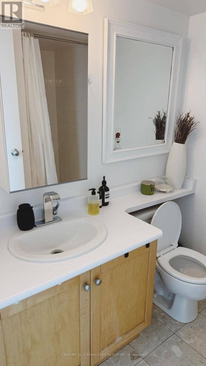 1821 - 650 Queens Quay W, Toronto, photo 8