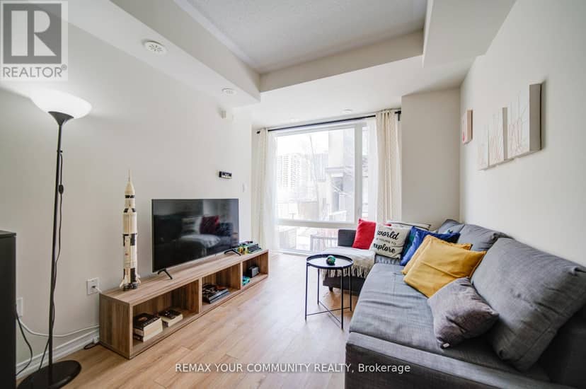 146 - 34 Fieldway Road — photo 12 of 36