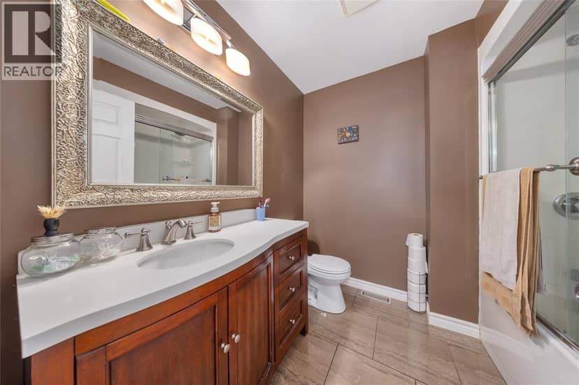 452 Maude Street — photo 22 of 34