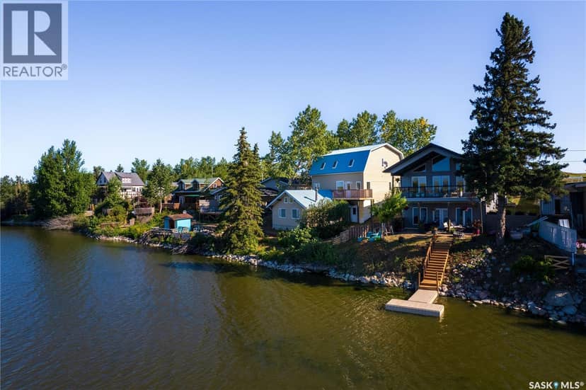 Lot 11 Macklin Lake Regional Park — photo 1 of 37