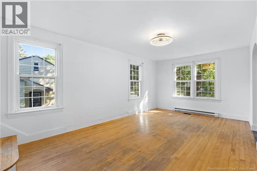 29 Wilmot Avenue — photo 11 of 27