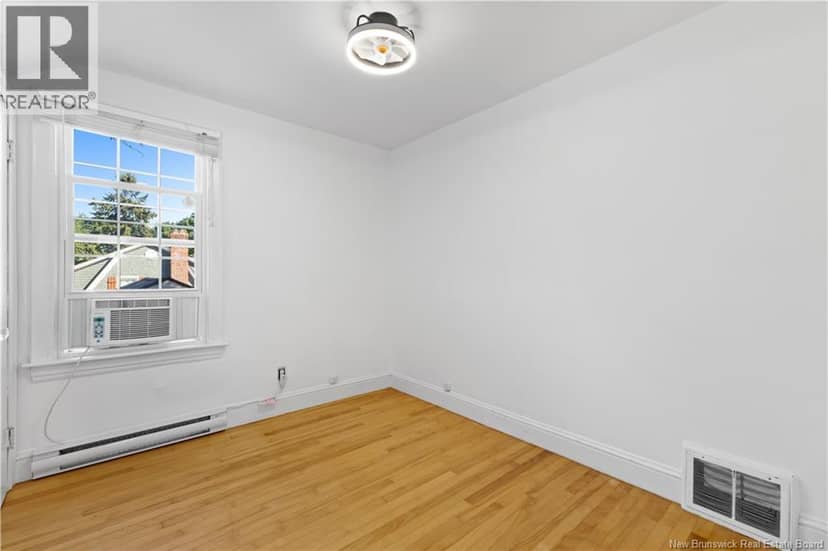 29 Wilmot Avenue — photo 18 of 27