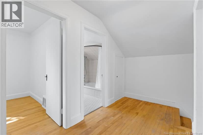 29 Wilmot Avenue — photo 19 of 27
