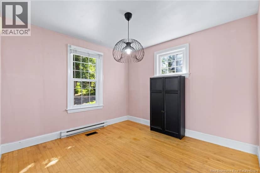29 Wilmot Avenue — photo 9 of 27