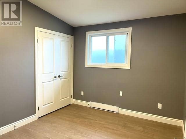 3327 Long Lake Road — photo 10 of 39
