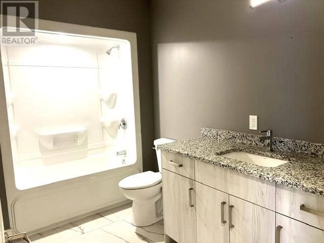 3327 Long Lake Road — photo 11 of 39