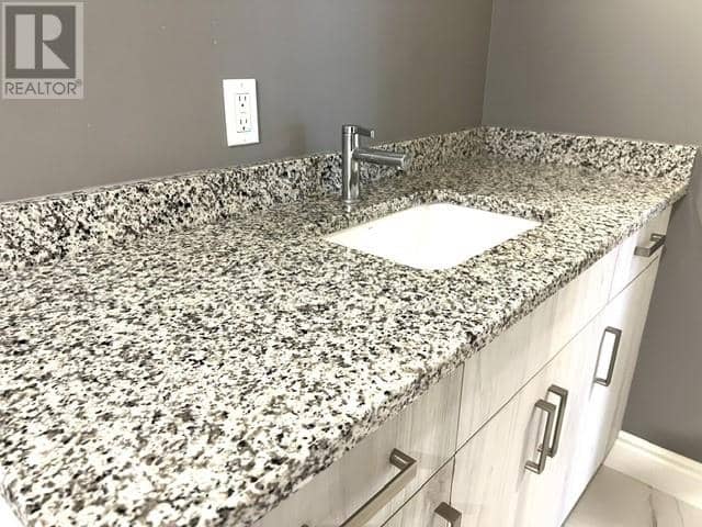 3327 Long Lake Road — photo 12 of 39