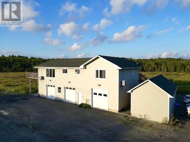 3327 Long Lake Road — photo 3 of 39