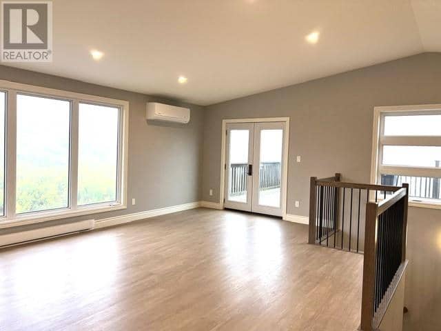 3327 Long Lake Road — photo 5 of 39