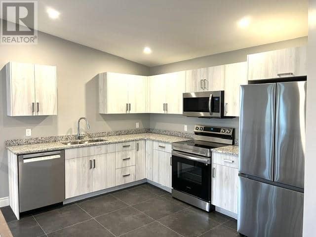 3327 Long Lake Road — photo 8 of 39