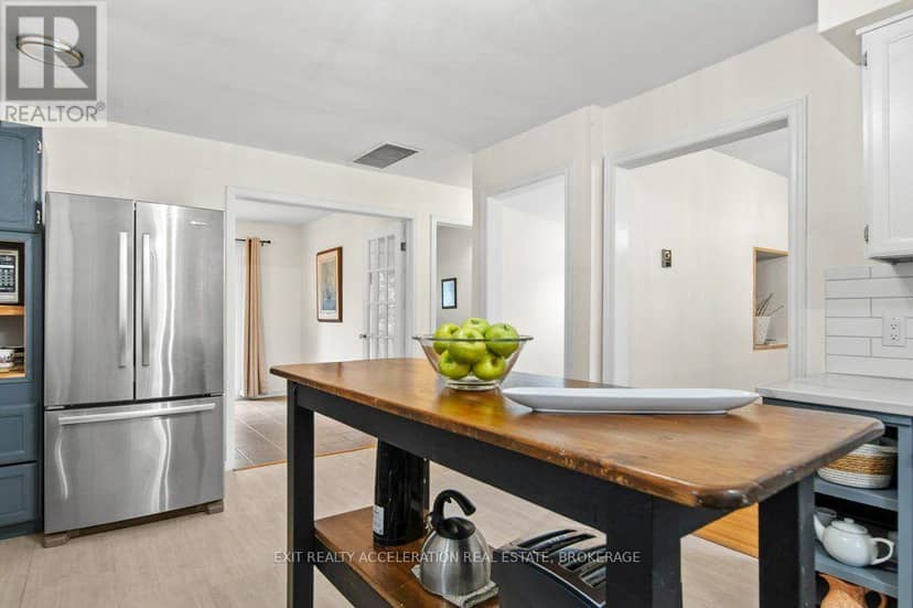 28 Southcrest Drive — photo 13 of 40