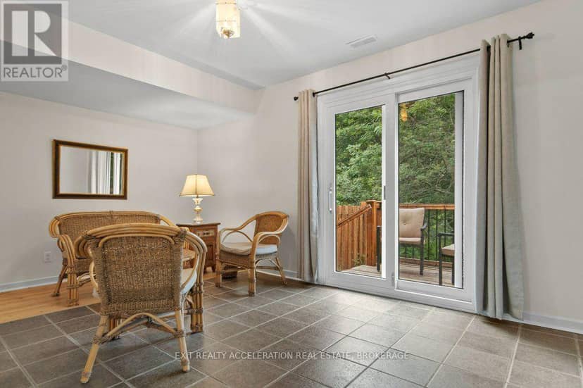 28 Southcrest Drive — photo 15 of 40