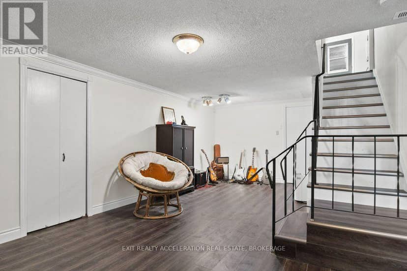 28 Southcrest Drive — photo 26 of 40