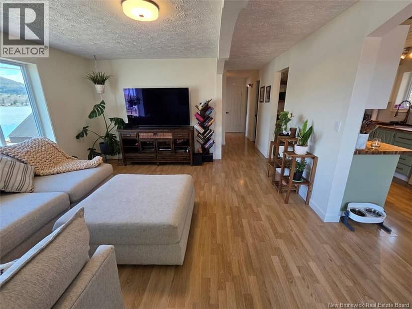 5722 Centrale Street — photo 16 of 40