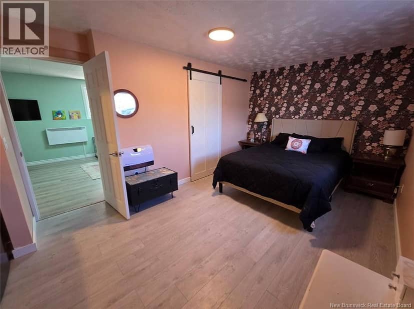 5722 Centrale Street — photo 36 of 40