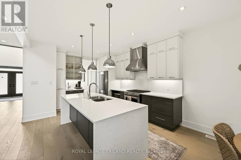 2244 Red Thorne Avenue — photo 15 of 40