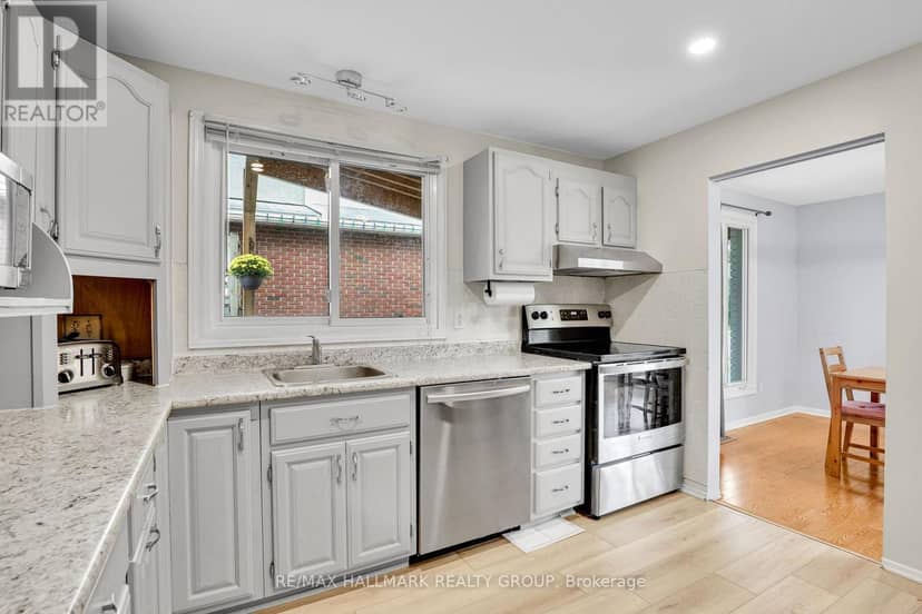 90 Chesterton Drive — photo 9 of 28