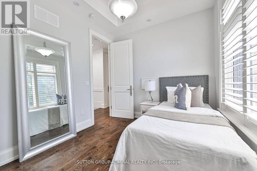 137 Florence Avenue — photo 36 of 40