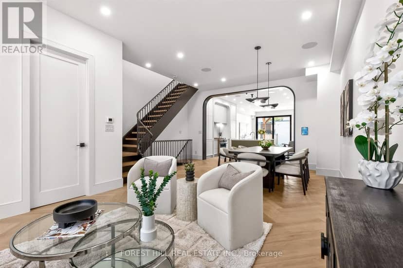 21 Foxley Street, Toronto, photo 5