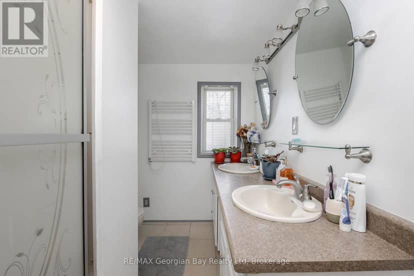 470 Manly Street — photo 17 of 21