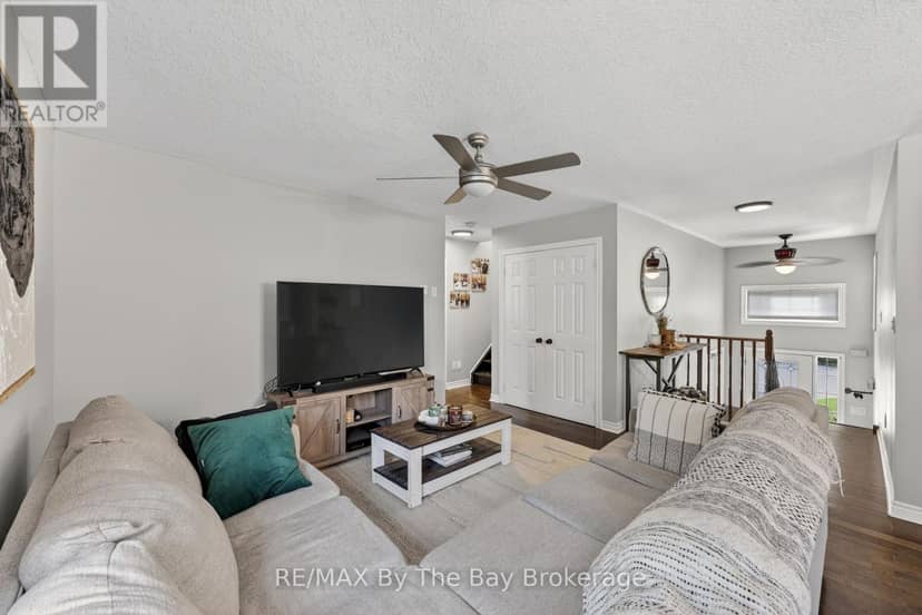 326 Golf Course Road — photo 12 of 40
