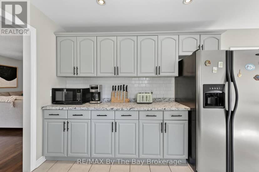 326 Golf Course Road — photo 5 of 40