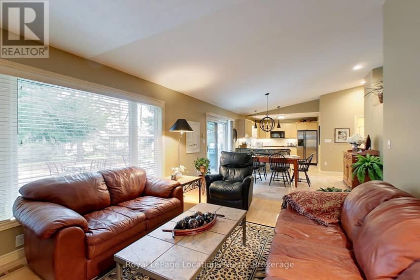 63 Fairway Avenue — photo 7 of 38