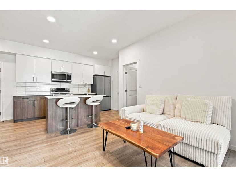 #306 9223 228 ST NW NW — photo 14 of 33