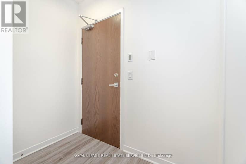 602 - 360 Square One Drive — photo 9 of 40