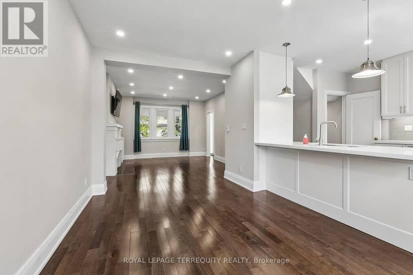 407 Annette Street — photo 13 of 40