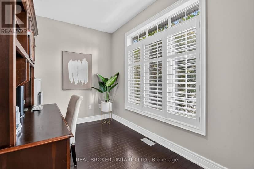 483 Valridge Drive — photo 11 of 40