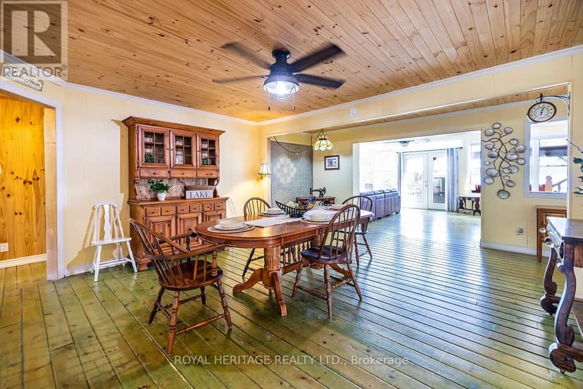 1551 Reynolds Road — photo 4 of 40