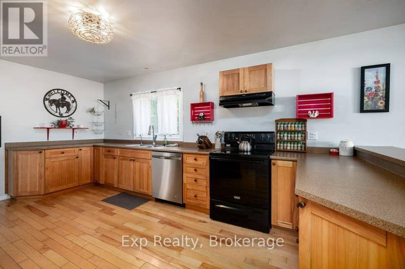 156 Cedar Drive — photo 11 of 40