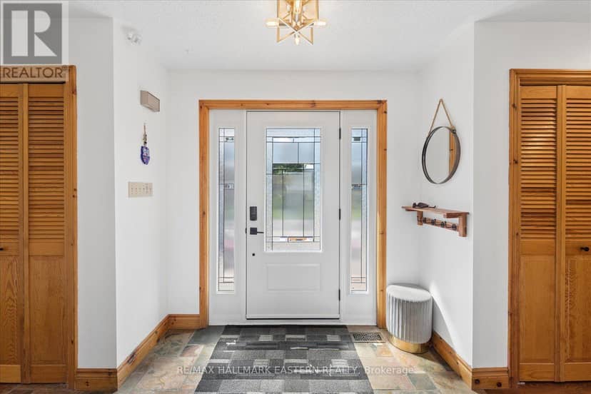49 Grandview Drive — photo 4 of 40