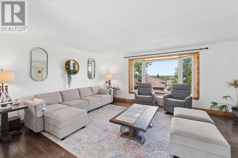 49 Grandview Drive — photo 6 of 40