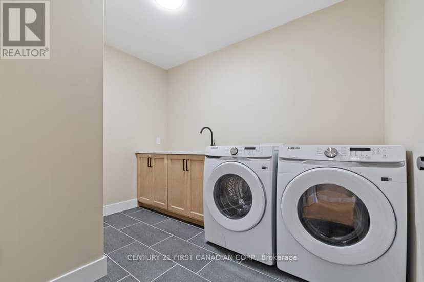 95 Victoria Avenue E — photo 15 of 29
