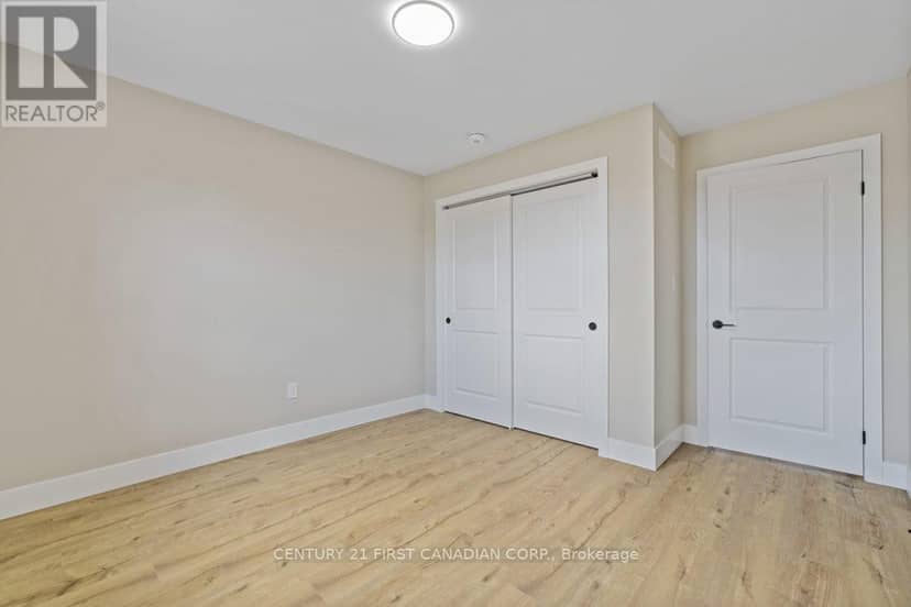 95 Victoria Avenue E — photo 21 of 29