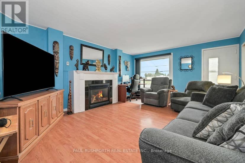 662 Lacroix Road — photo 5 of 38