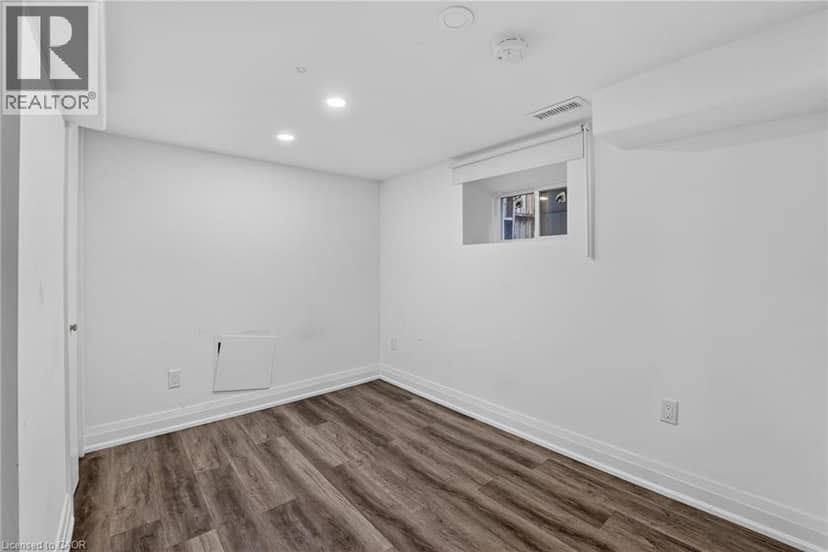 11 CRAIGMILLER Avenue — photo 28 of 36
