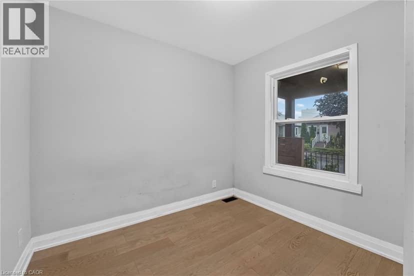 11 CRAIGMILLER Avenue — photo 9 of 36